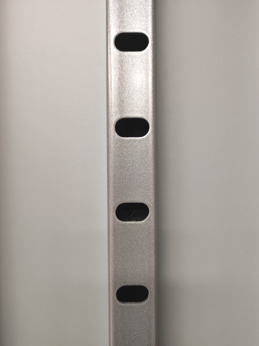 Κολώνα τοίχου ALTAIR 30x30 με οβάλ διάτρηση